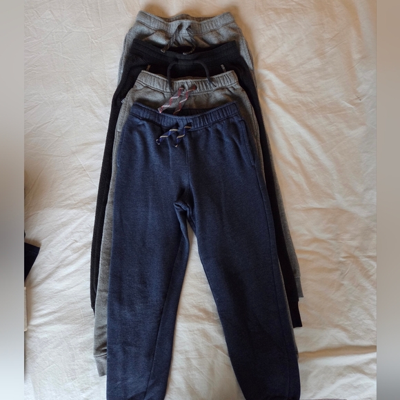 Bundle of Boys Abercrombie Kids Cat & Jack Sweatpants Size 8/10 - Picture 2 of 14
